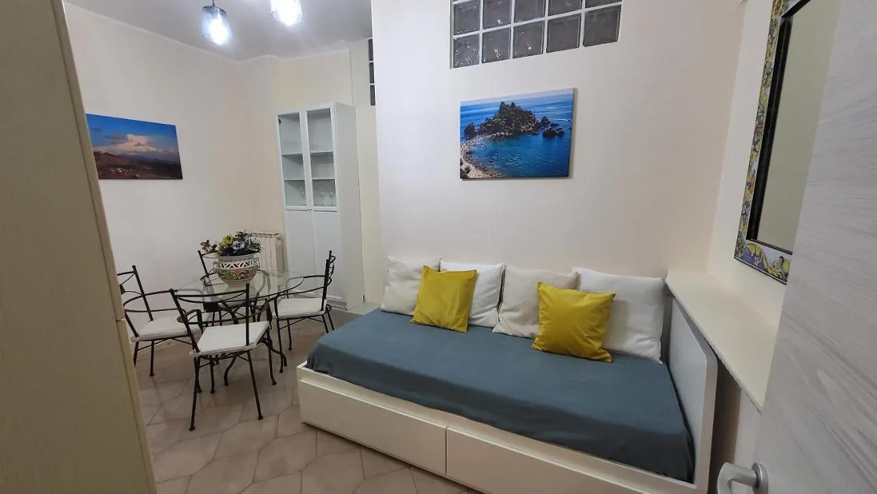 Marifra Flats 0*, Taormina